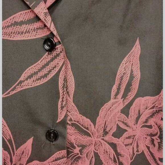 Hilo Hattie Black and Red Floral Button Down Shirt - Picture 4 of 6